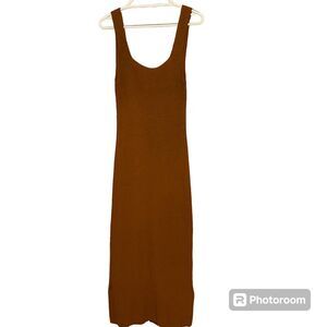 H & M body on low-back dress